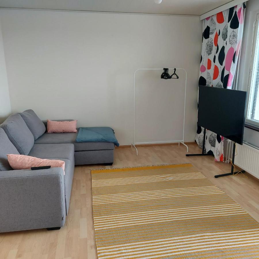 Kaksio Hervannan Keskustassa Tampere Buitenkant foto